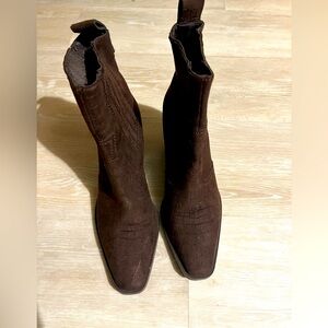 Ankle boots 
Cowboy ankle boots